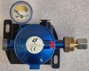 IGT Bulkhead Euro Gas Regulator 10mm Outlet With Manometer